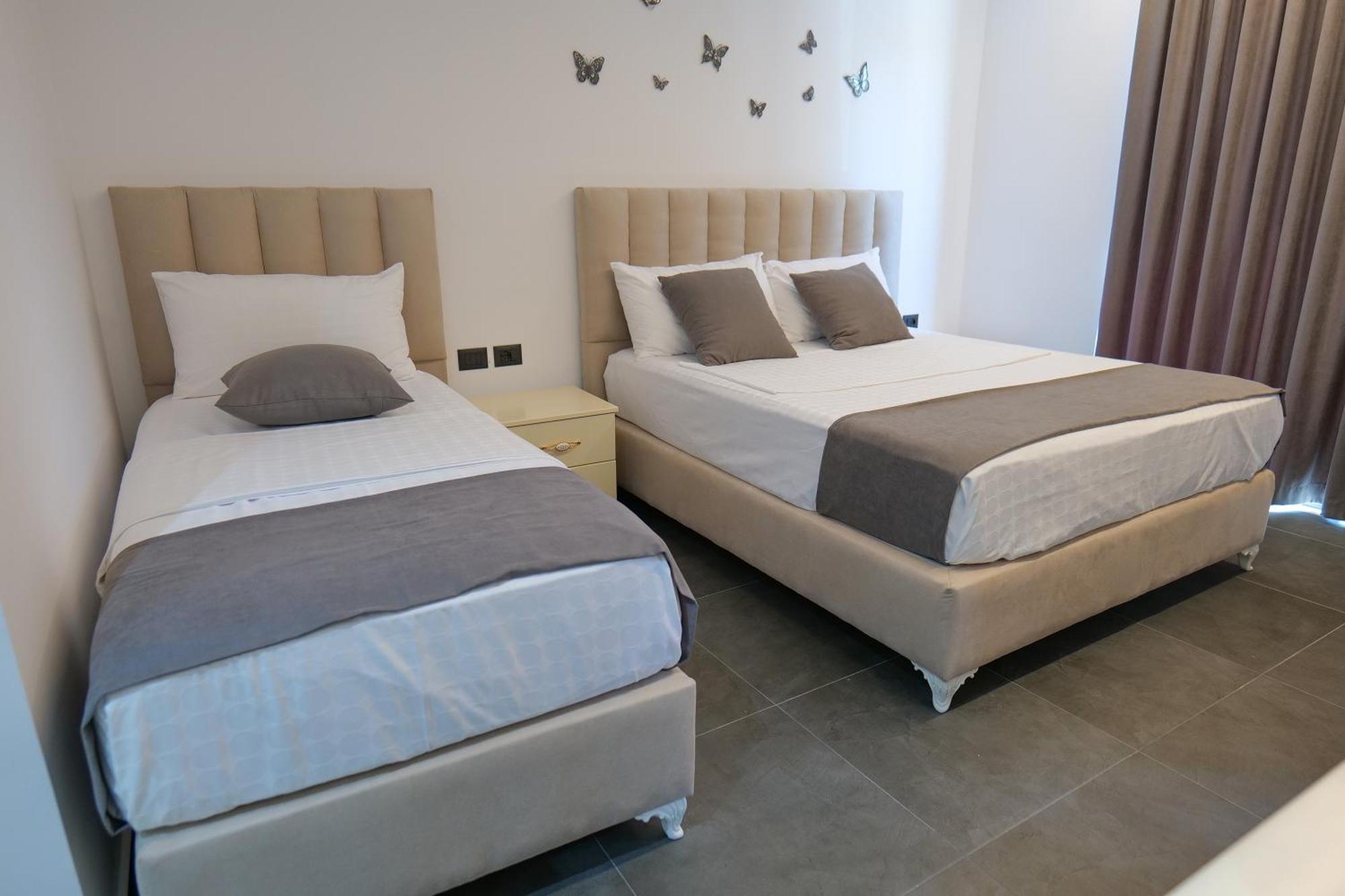 Hotel Celaj Vlore Exterior photo