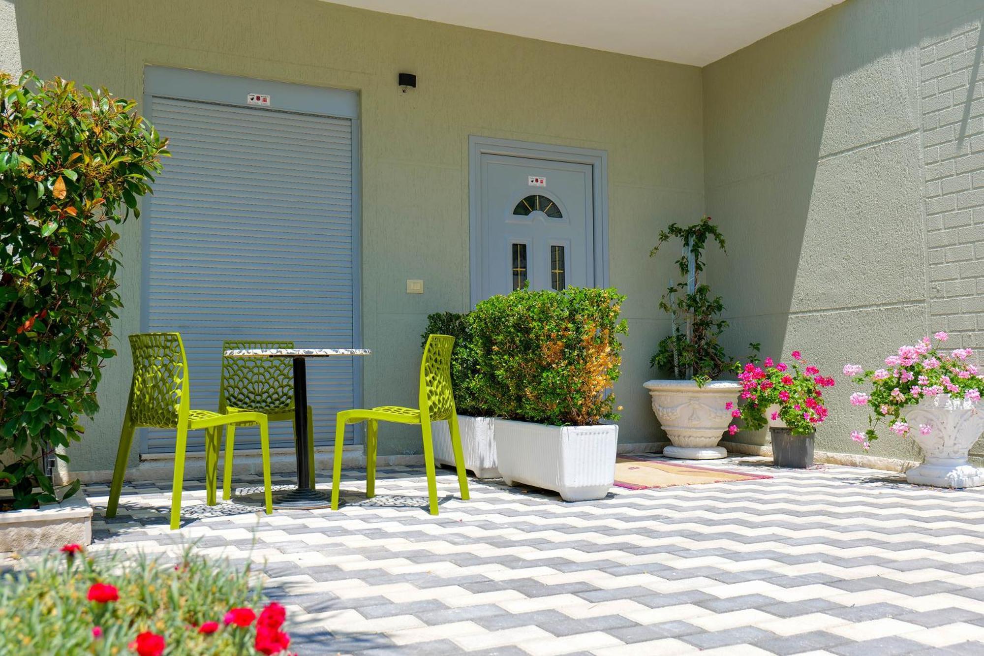 Hotel Celaj Vlore Exterior photo