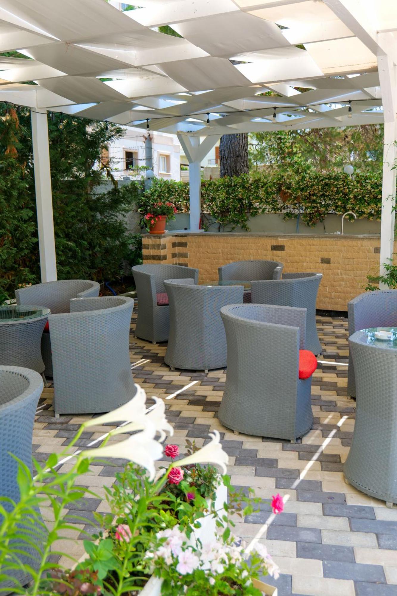 Hotel Celaj Vlore Exterior photo