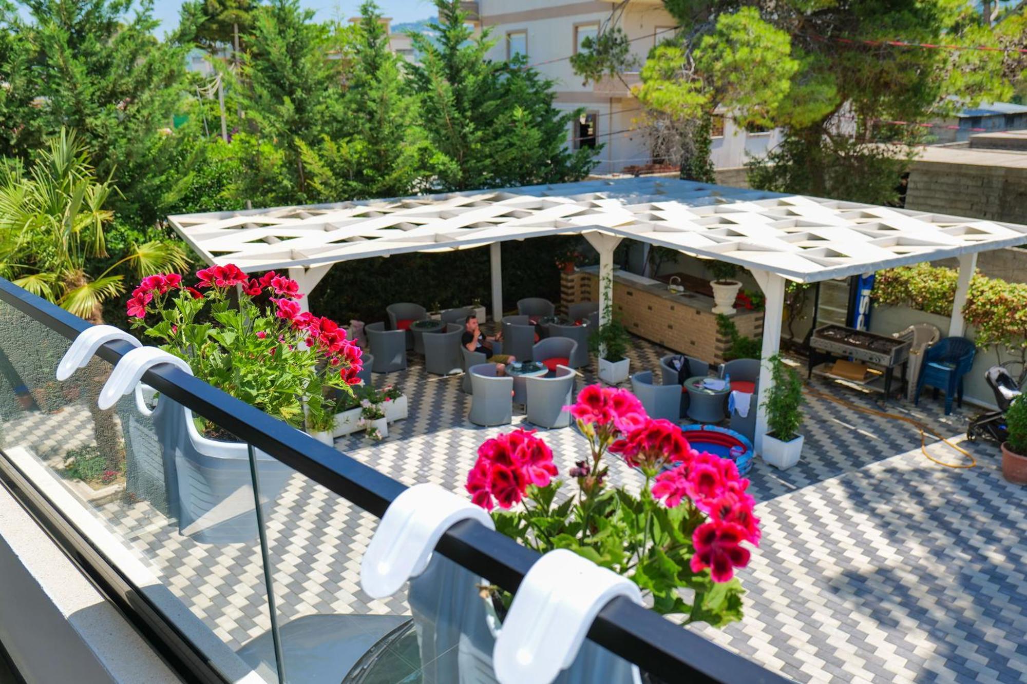 Hotel Celaj Vlore Exterior photo